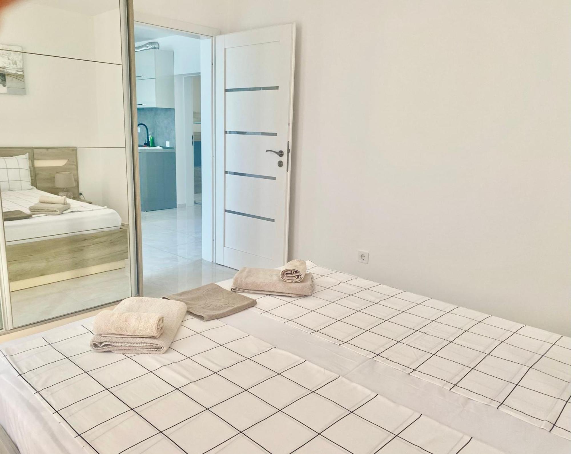 Apartments In Sunny Island Complex Czernomorec Zewnętrze zdjęcie