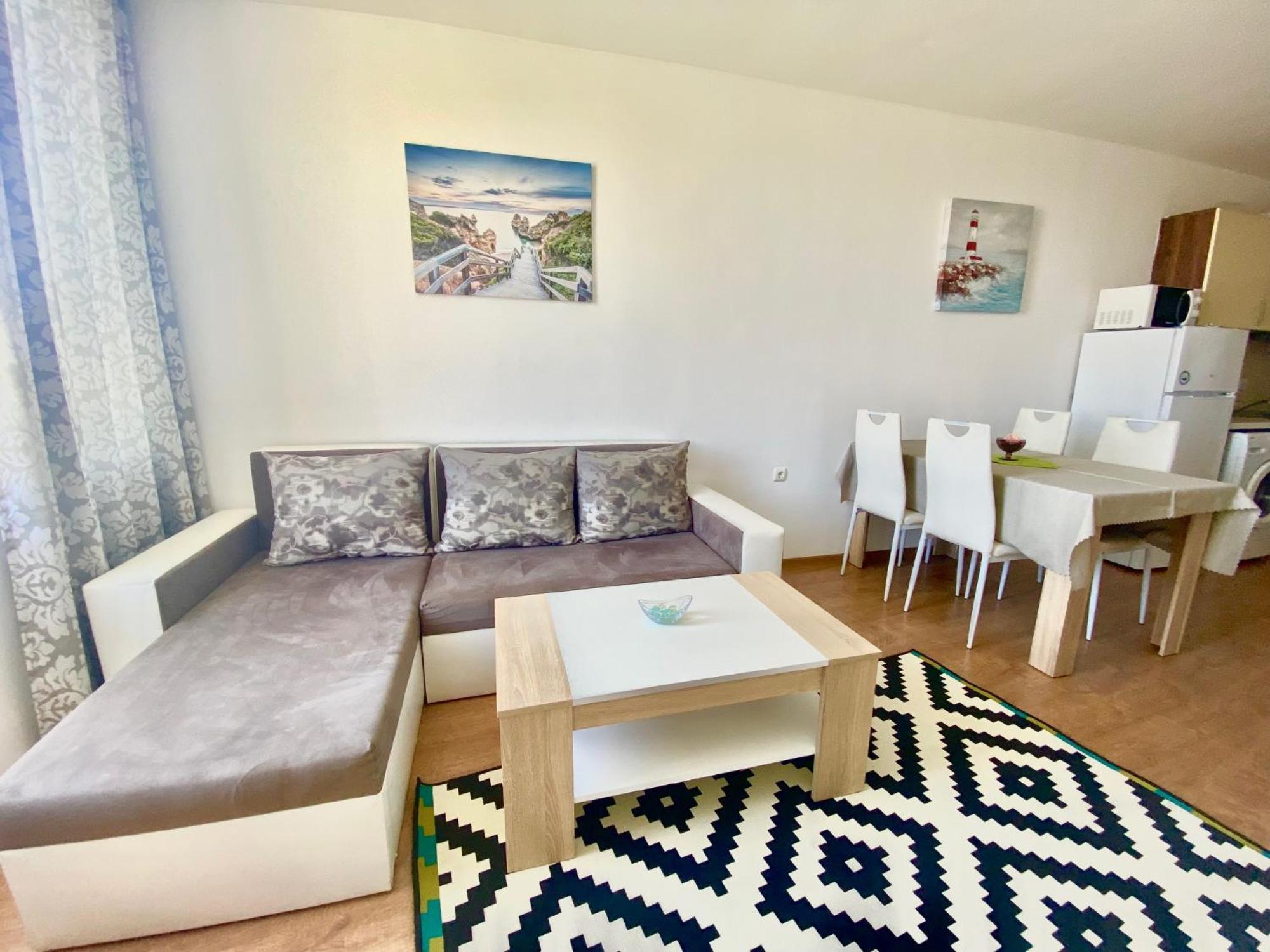 Apartments In Sunny Island Complex Czernomorec Zewnętrze zdjęcie